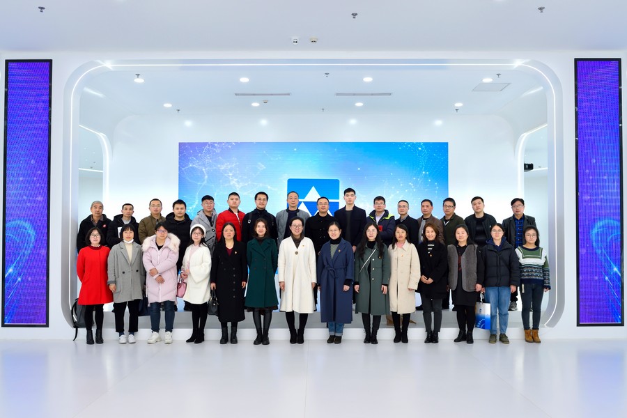 內(nèi)文1.jpg